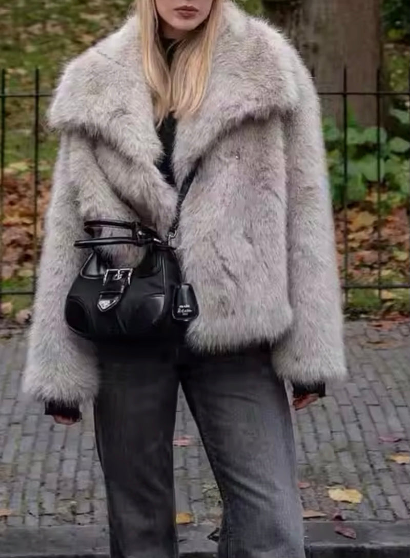 Luxe Lady Women’s Fur Coat